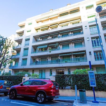 LE TIVOLI AP4264 By Riviera Holiday Homes Niza Exterior foto